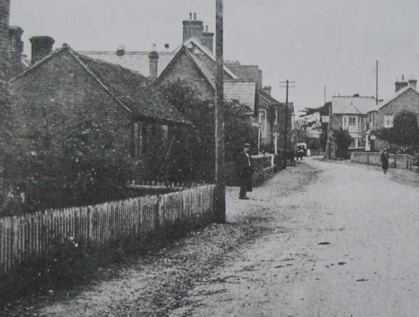 600x454 pixels (27K)