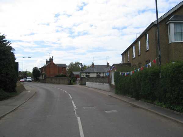 600x450 pixels (18K)