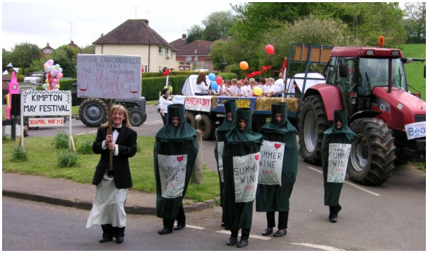 584x335 pixels (107K)