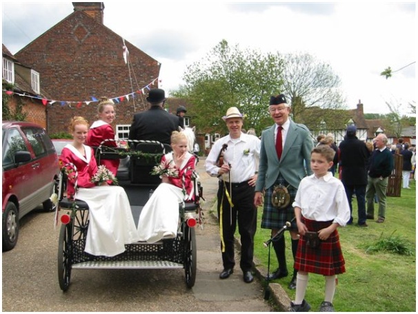 584x433 pixels (123K)